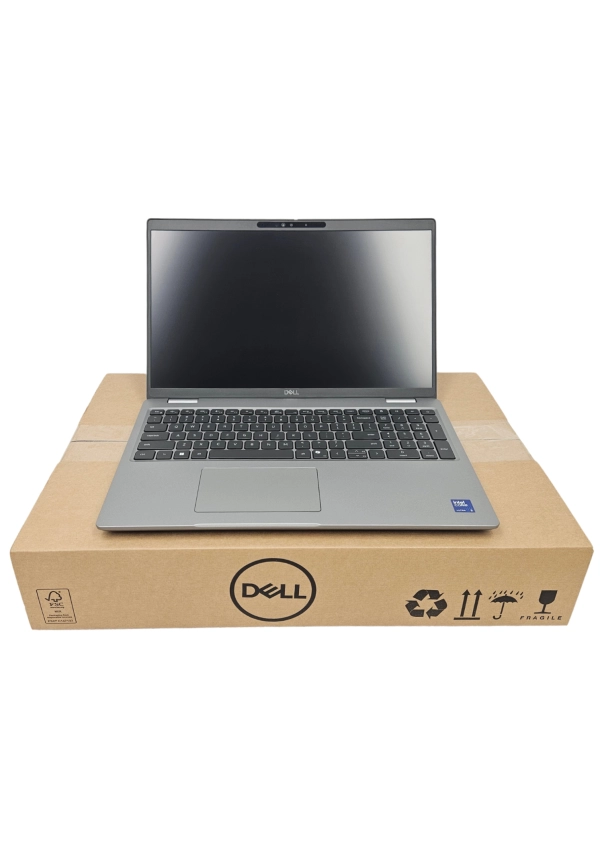 Dell Precision 3591 Core Ultra 5 135H 32GB 512 SSD 15,6